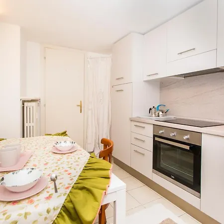 Golden Eagle Apartment Turin