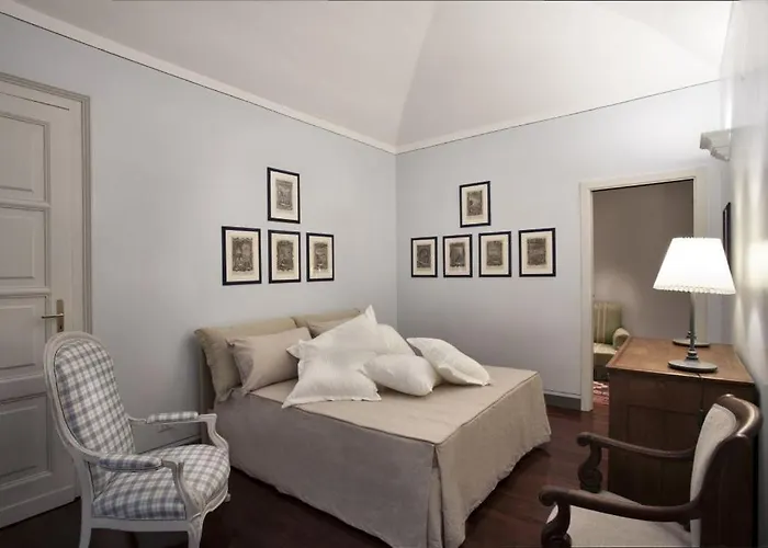 Golden Eagle 아파트